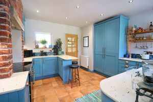 Photo 12- click for photo gallery